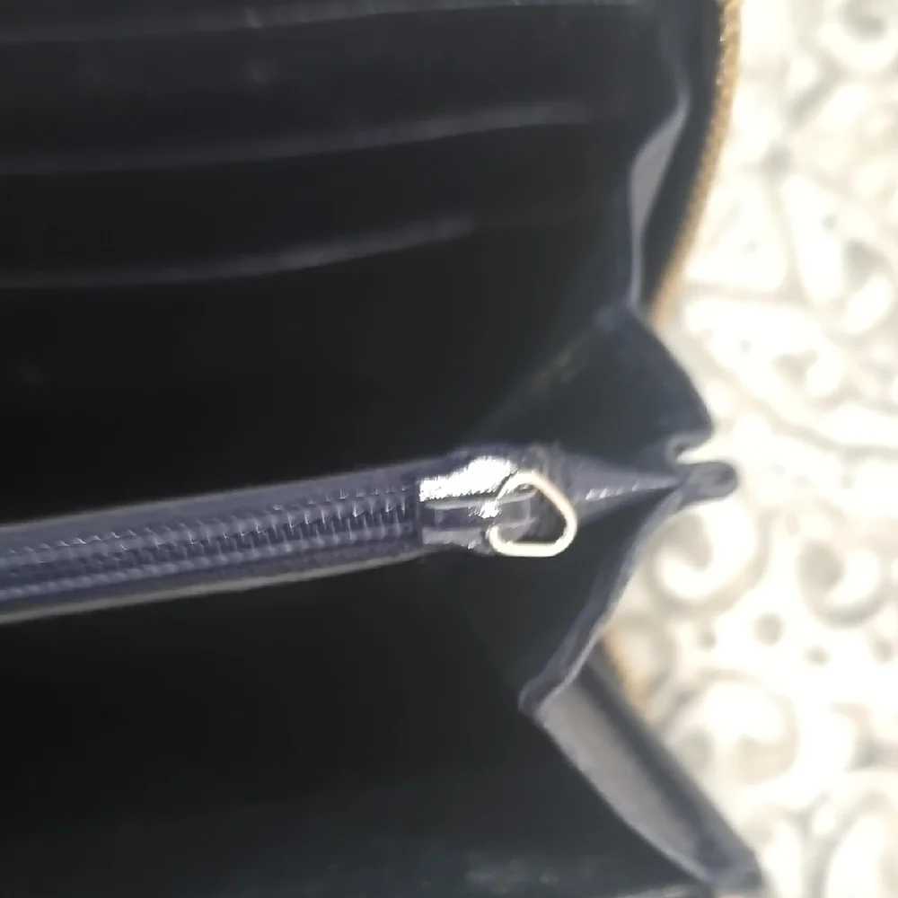 Gucci Navy Blue Wallet - Picture 8 of 9